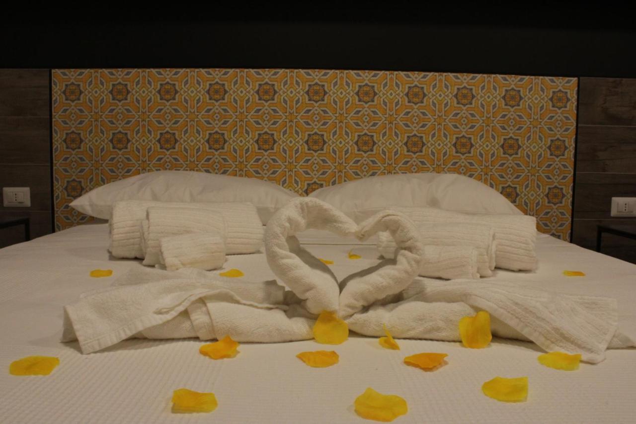 Venere B&B קסטלמולה מראה חיצוני תמונה