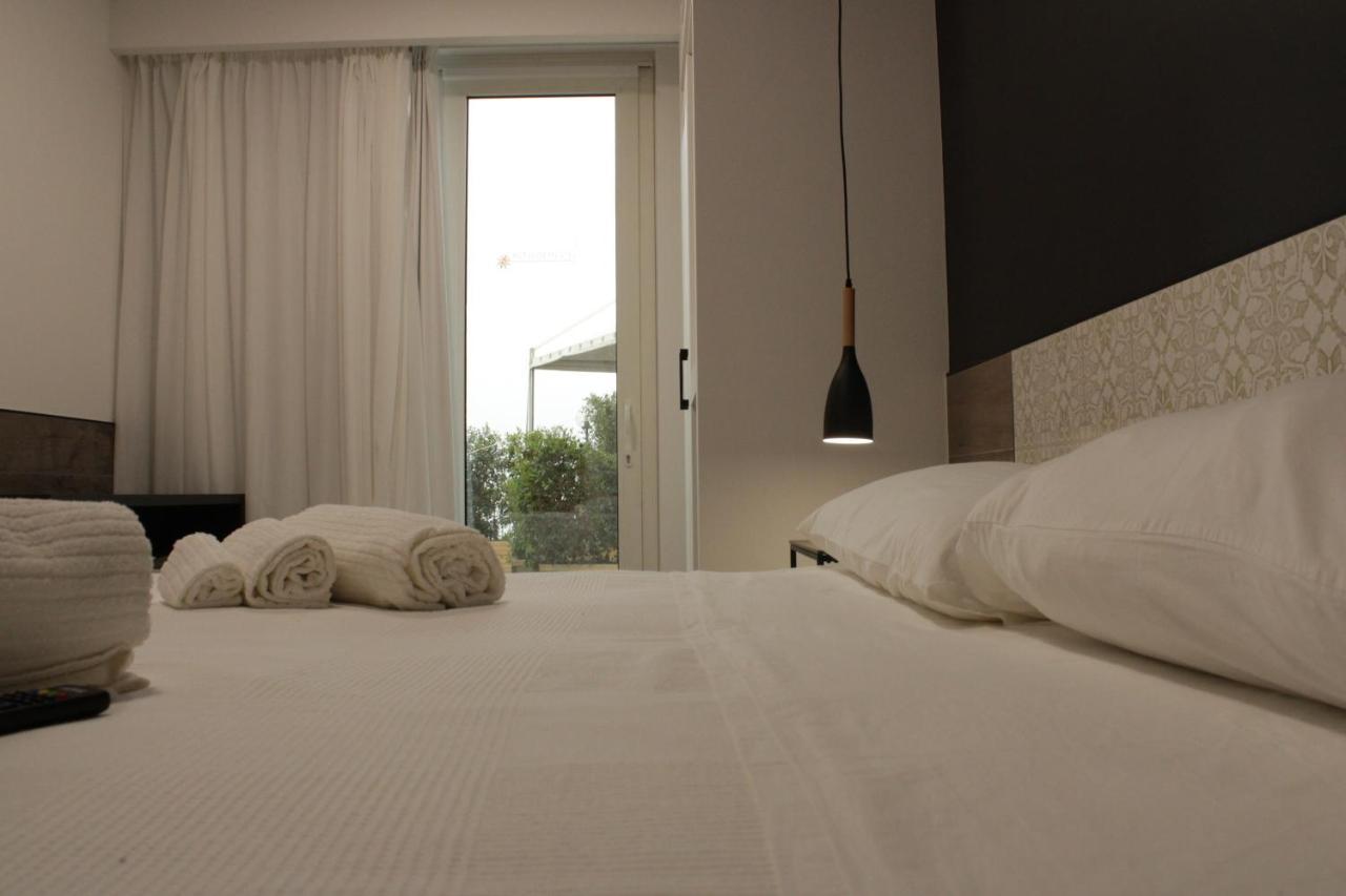 Venere B&B קסטלמולה מראה חיצוני תמונה