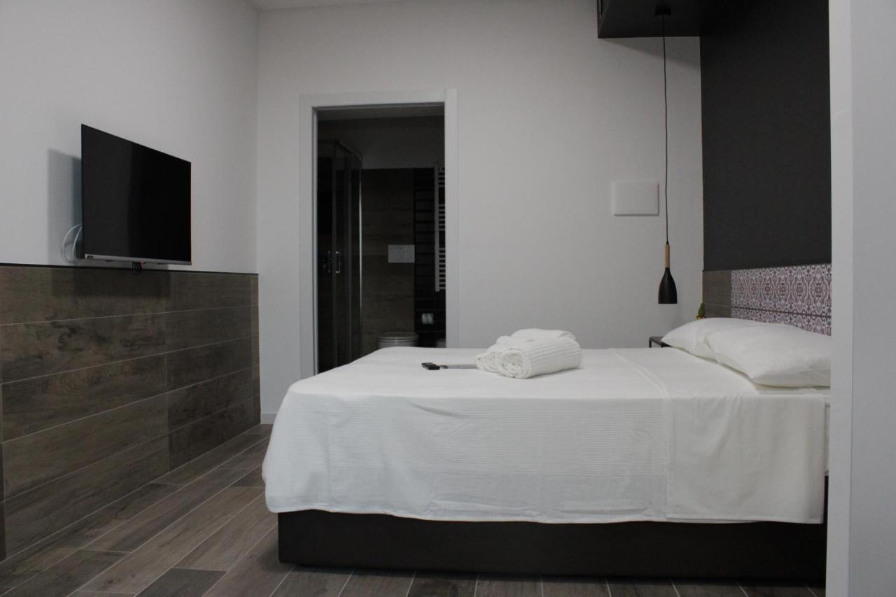 Venere B&B קסטלמולה מראה חיצוני תמונה