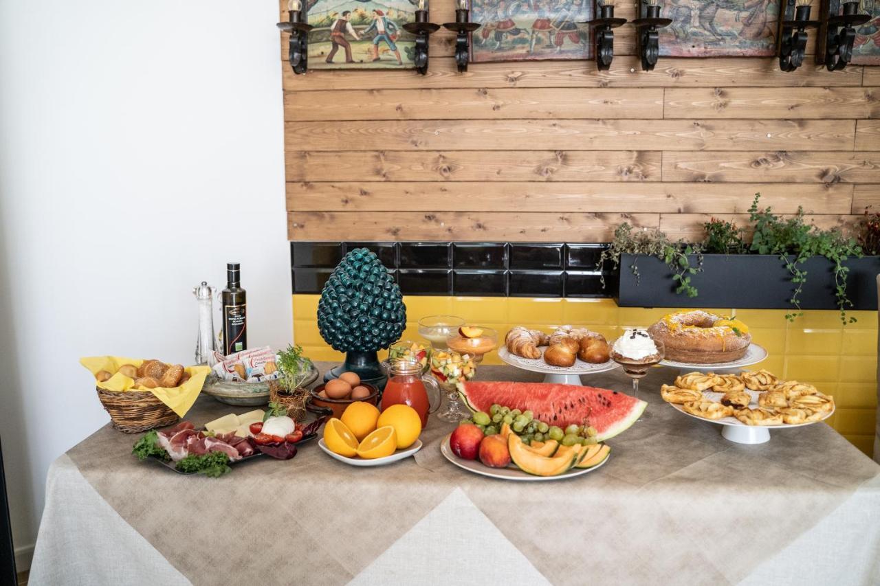 Venere B&B קסטלמולה מראה חיצוני תמונה